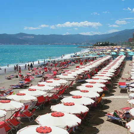 La Finestra Sul Mare 200mt From Sea - Happy *